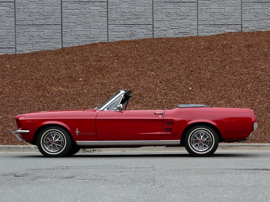  Ford Mustang Convertible 1967 года  (фото 16 из 44)